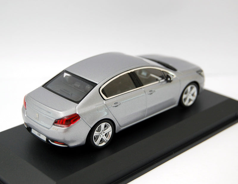 Peugeot 508 Mi-vie 2014 Gris Artense 1:43 - 6727
