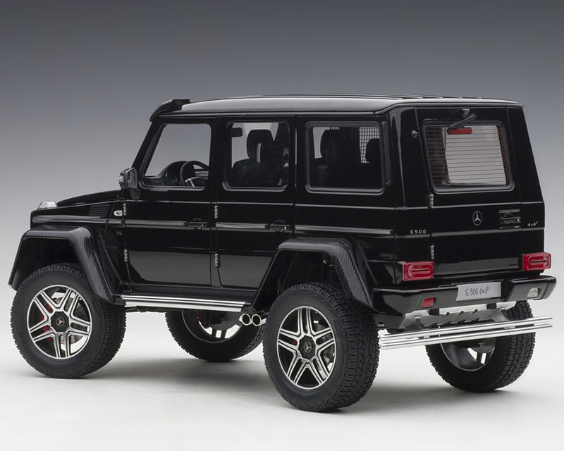 Mercedes-Benz G G500 4x4 2 Nero Lucido 1:18 - 6815
