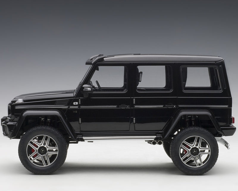 Mercedes-Benz G G500 4x4 2 Nero Lucido 1:18 - 6816