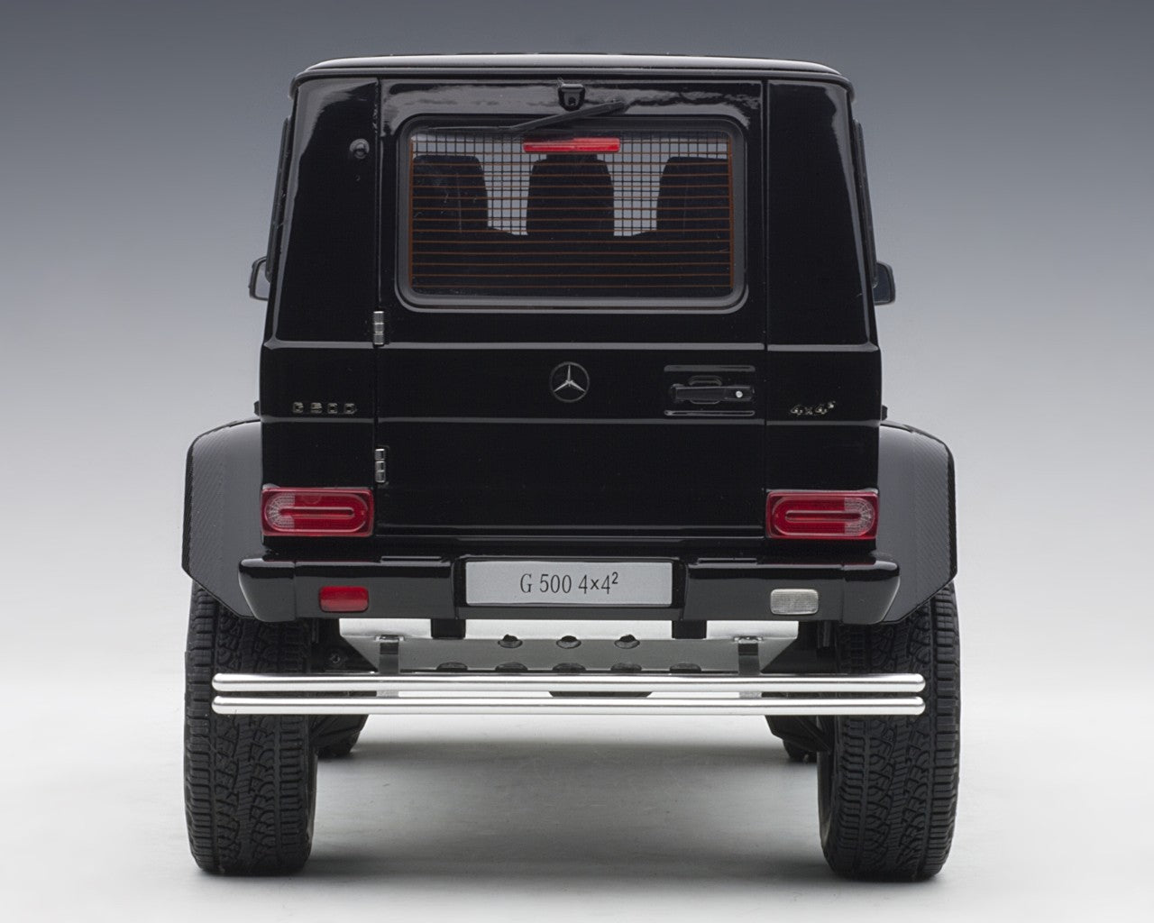 Mercedes-Benz G G500 4x4 2 Nero Lucido 1:18 - 6819