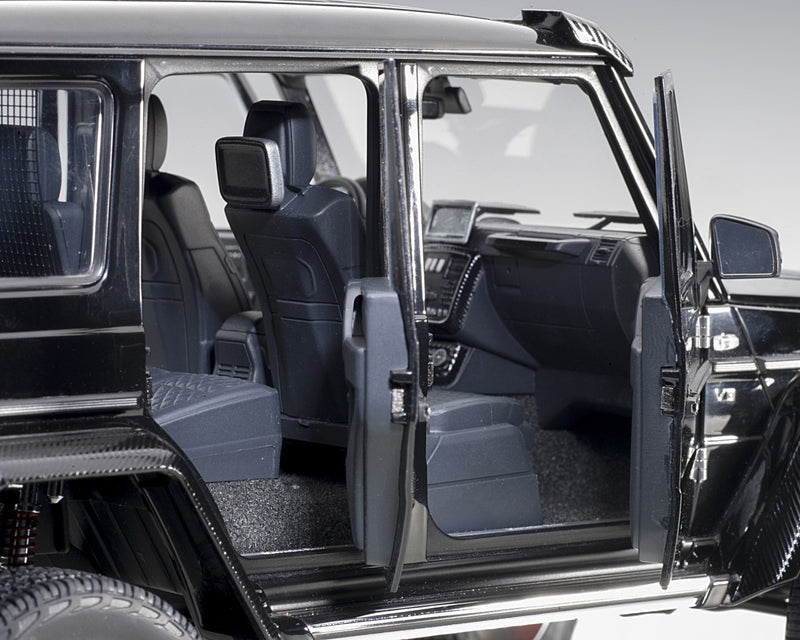 Mercedes-Benz G G500 4x4 2 Nero Lucido 1:18 - 6823