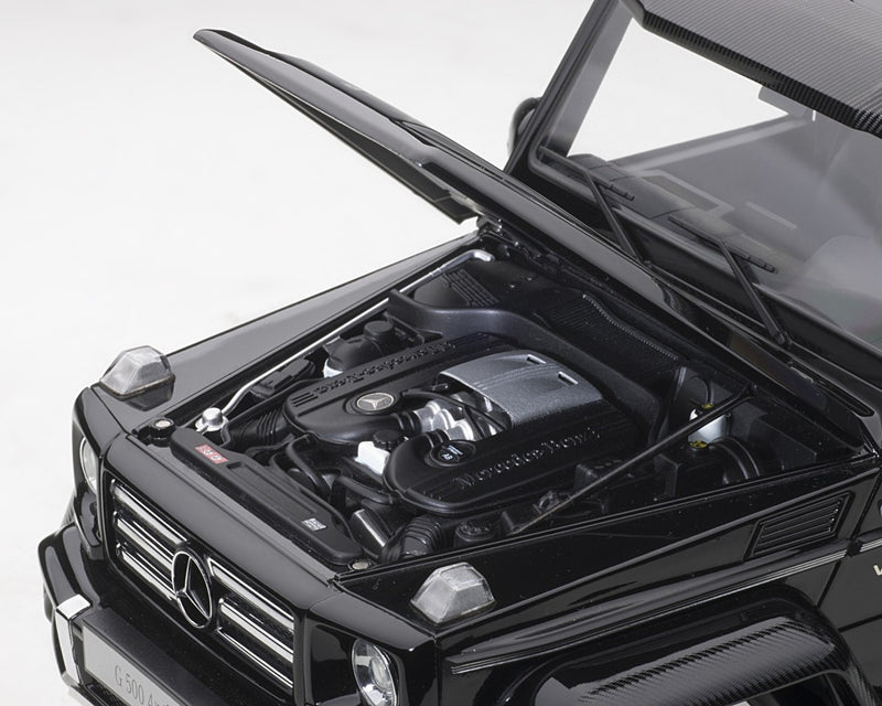 Mercedes-Benz G G500 4x4 2 Nero Lucido 1:18 - 6824