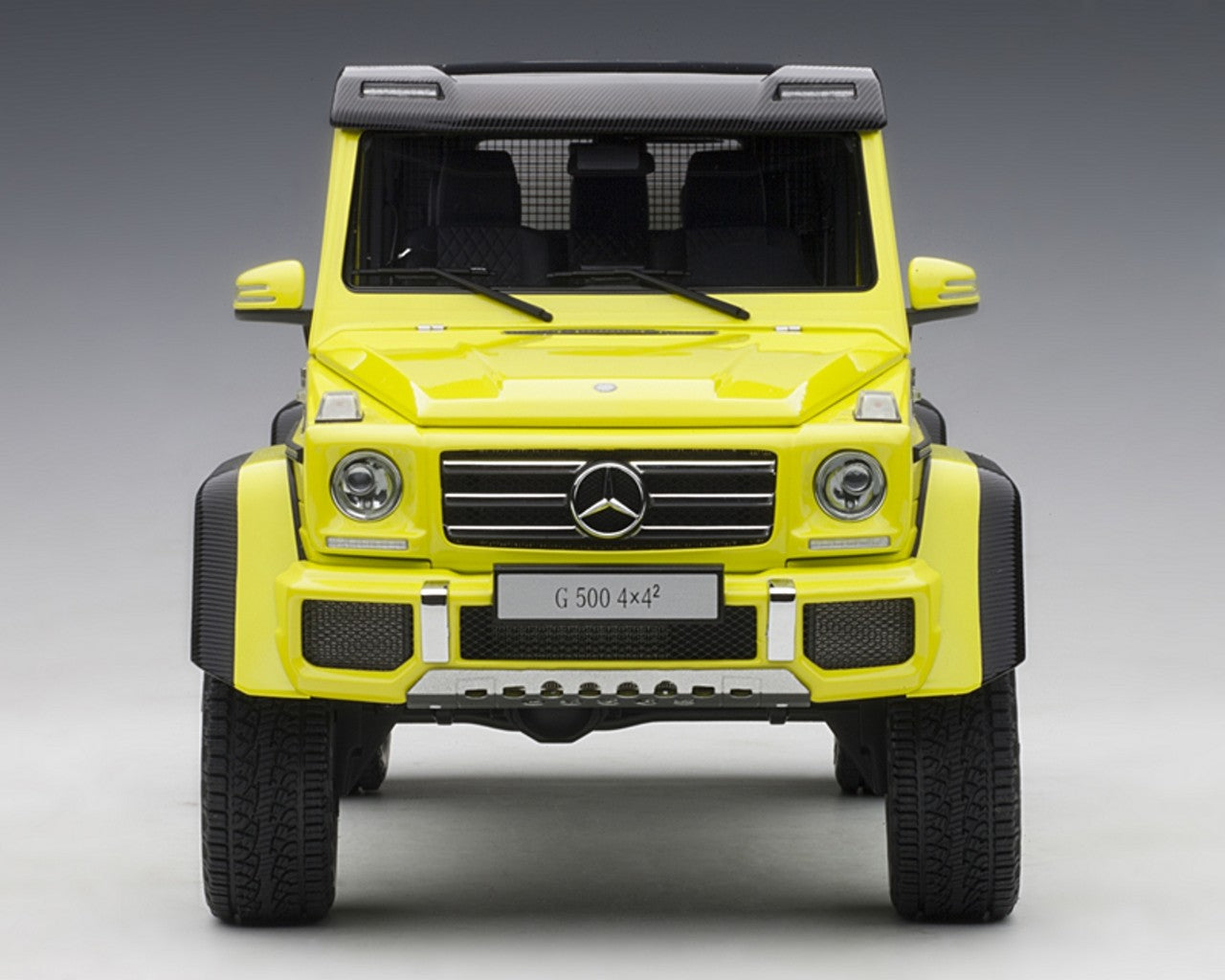 Mercedes-Benz G G500 4x4 2 Giallo 1:18 - 6831