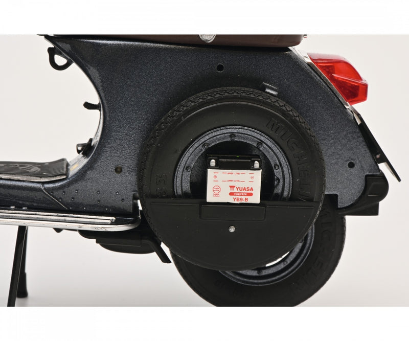 Vespa PX 125 anno 2011grigio metallizzato 1:10 - 69420