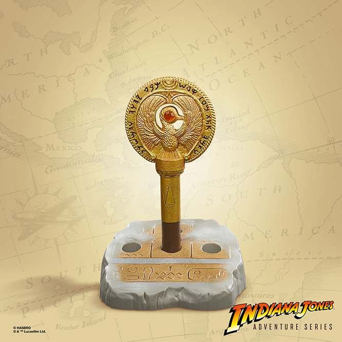 Indiana Jones Adventure Series Replica "Copricapo e Asta di Ra" - 69617