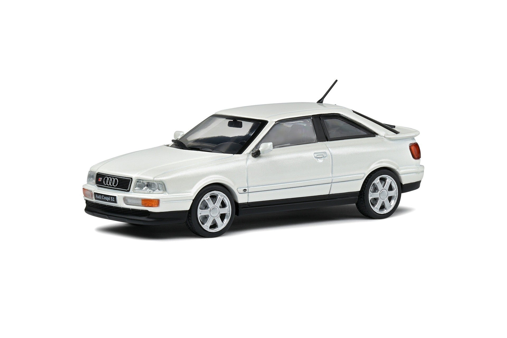 Audi Coupe S2 1992 Pearl White 1:43 - 69698