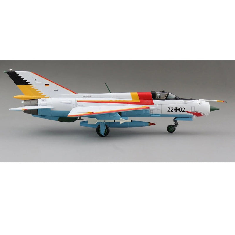 MIG-21SPS "The White Shark" 22+02 - JG-1 Drewitz Air Base Germany 1990 1:72 - 69953