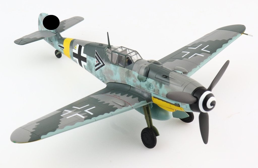 Messerschmitt BF 109G-6 "Gerhard Barkhorn" Commanding Officer of II./JG 52 Ukraine September 1943 1:48 - 69976