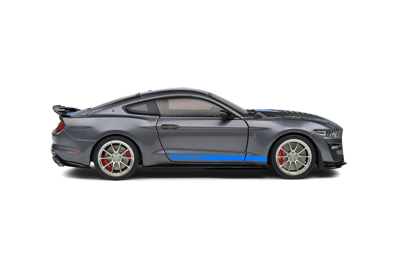 Shelby Mustang GT500 KR 2022 silver grey metallic - blue 1:18 - 70126