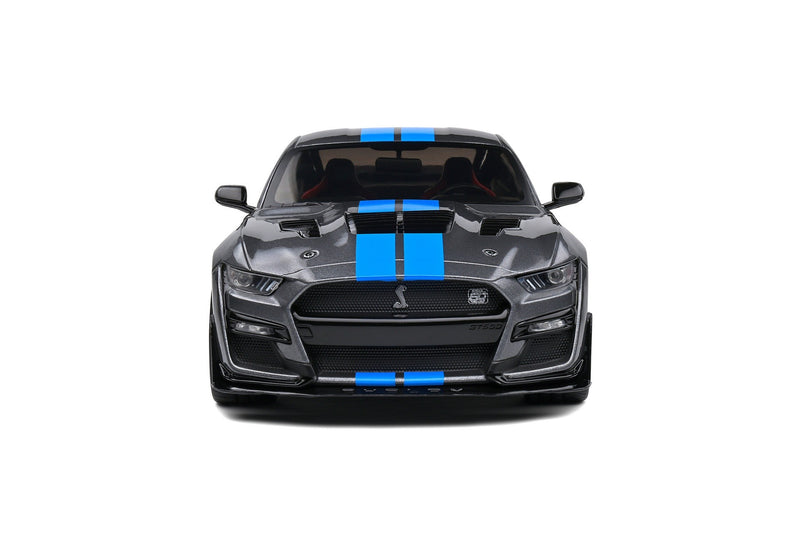 Shelby Mustang GT500 KR 2022 silver grey metallic - blue 1:18 - 70127