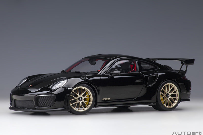 Porsche 911 (991.2) GT2 RS Weissach Package Black 1:18 - 70217