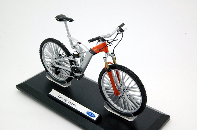 Bicicletta Audi Design Cross Pro argento / arancione 1:10 - 7023