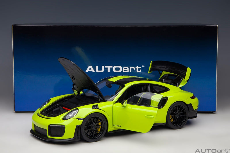 Porsche 911 (991.2) GT2 RS Weissach Package Acid Green 1:18 - 70256