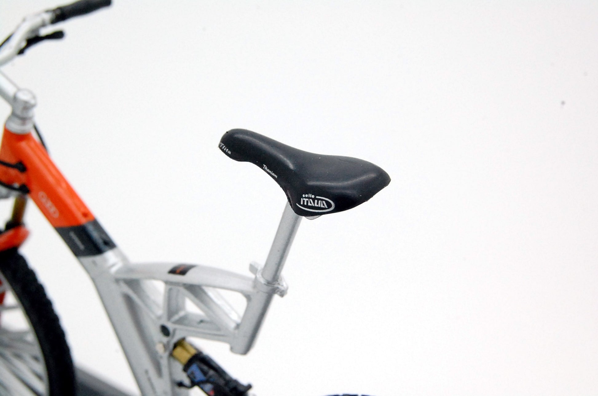 Bicicletta Audi Design Cross Pro argento / arancione 1:10 - 7026