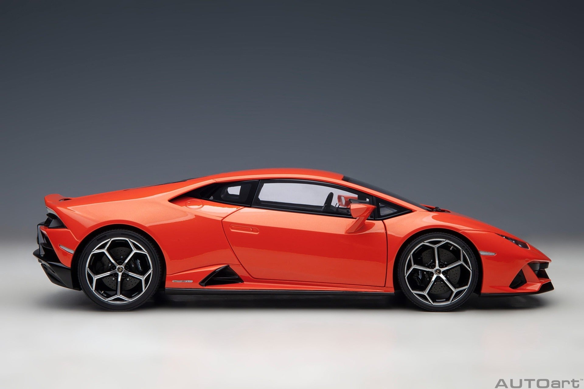 Lamborghini Huracan Evo 2019 Arancio Xanto 1:18 - 70260
