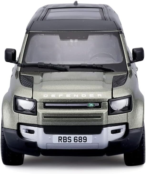 Land Rover Defender 110 anno 2022 Verde Chiaro metallizzato 1:24 - 70309
