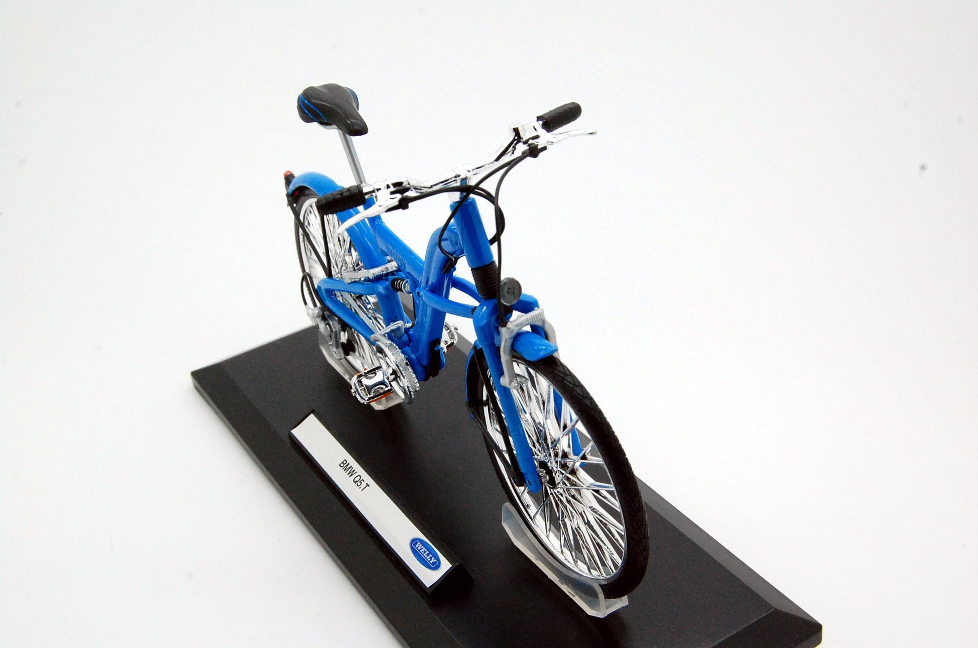 Bicicletta BMW Q5.T blu 1:10 - 7042