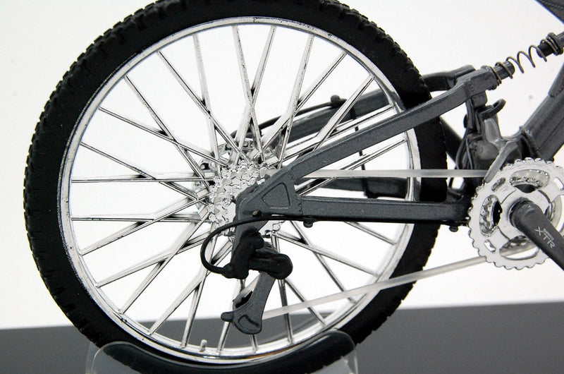 Bicicletta BMW Q6.S XTR grigio 1:10 - 7059