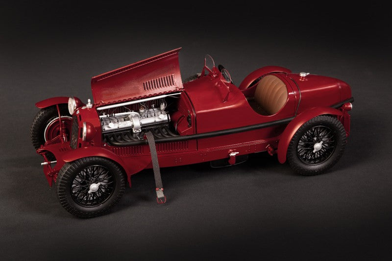 Alfa Romeo 8C 2300 1931-1933 Roadster Kit 1:12 - 70717