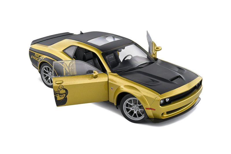 Dodge Challenger R/T 2020 Scat Pack Widebody Streetfighter Goldrush 1:18 - 71561