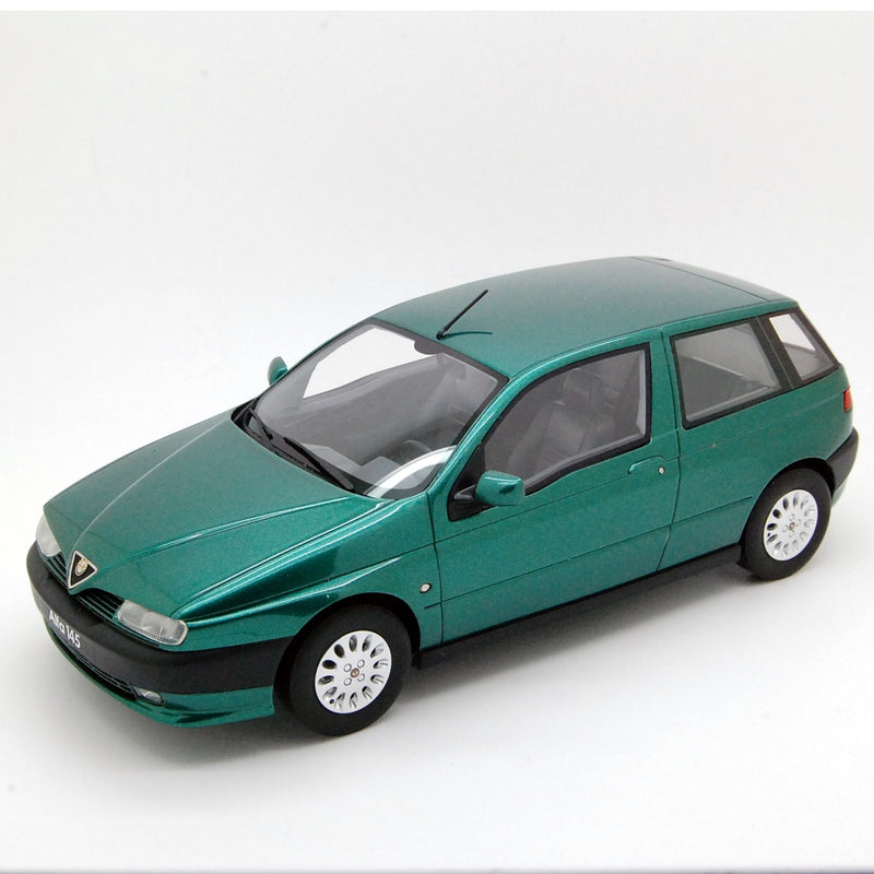 Alfa Romeo 145 1.6 Boxer 1995 Metallic Green 1:18 - 71923