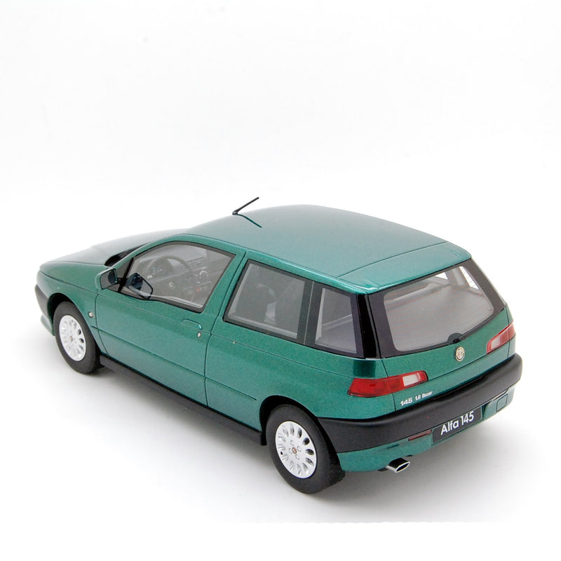 Alfa Romeo 145 1.6 Boxer 1995 Metallic Green 1:18 - 71926