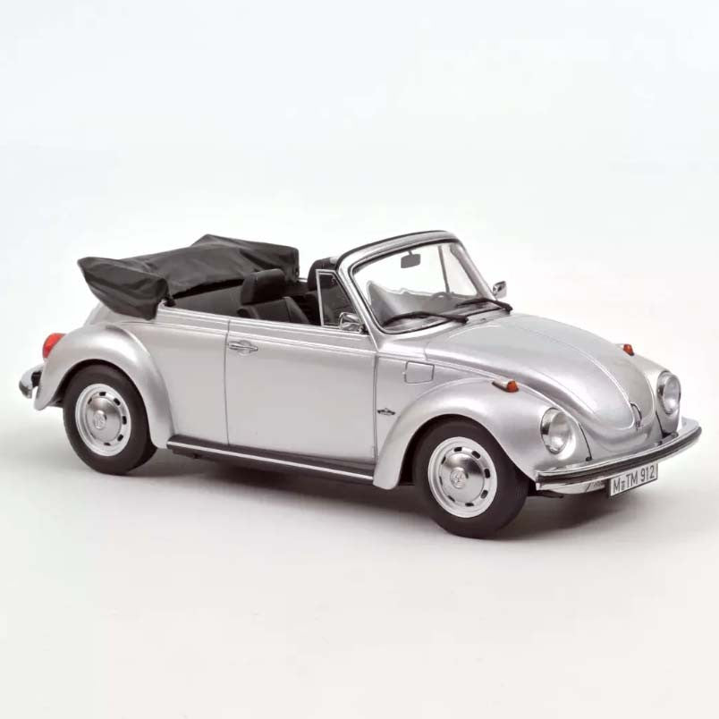 Volkswagen VW 1303 Cabriolet 1973 Silver 1:18 - 72167