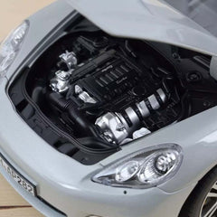 Porsche Panamera Turbo 2009 Argent 1:18 - 72348