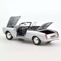 Peugeot 404 Cabriolet 1967 Grigio 1:18 - 72363