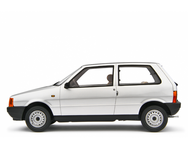 Fiat Uno 45 1983 Grigio Metallizzato 1:18 - 72812