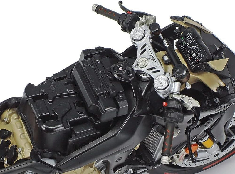 Ducati Superleggera V4 Kit 1:12 - 73035