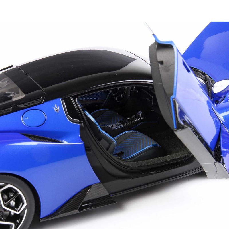 Maserati MC20 2023 Blu Infinito Metallizzato 1:18 - 73224