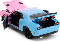Dodge Challenger SRT Hellcat  2015 con Decorazione Gamma Pink Slips 1:24 - 73315