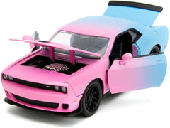 Dodge Challenger SRT Hellcat  2015 con Decorazione Gamma Pink Slips 1:24 - 73318