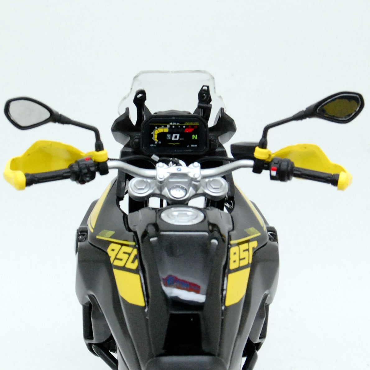 BMW F850 GS 2021 Yellow Black 1:10 - 73827