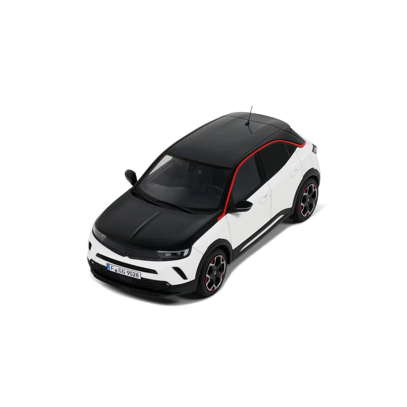 Opel Mokka-e 2021 GS Line Jade White G20 1:18-5