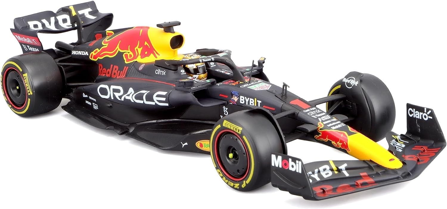 Red Bull Racing RB18 F1 World Champions 2022 Winner Abu Dhabi GP Max Verstappen 1:24 - 73926