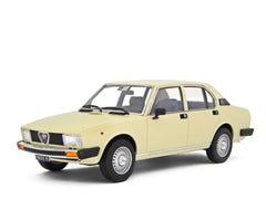 Alfa Romeo Alfetta 2.0L 1978 Avorio 1:18 - 74746