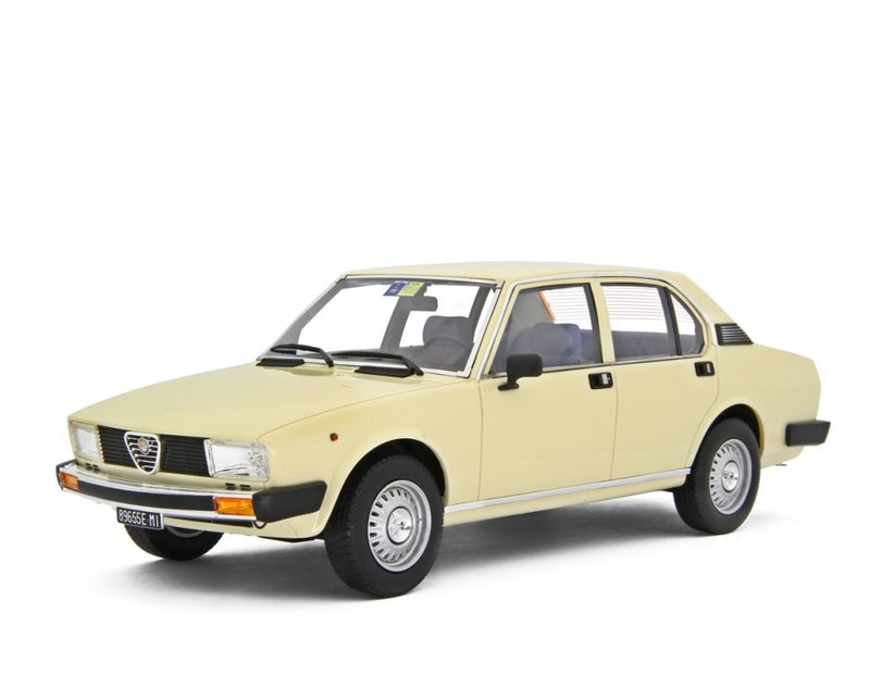 Alfa Romeo Alfetta 2.0L 1978 Avorio 1:18 - 74746