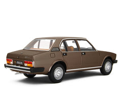 Alfa Romeo Alfetta 2.0L 1978 Luci di Bosco 1:18 - 74774