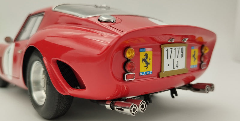 Ferrari 250 GTO 1000km Paris Montlhery 1962 P.Rodriguez - R.Rodriguez 1:18 - 74931