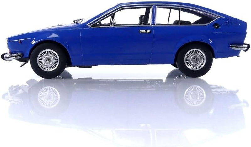 Alfa Romeo Alfetta GTV 2000 1976 Blue 1:18 - 74975