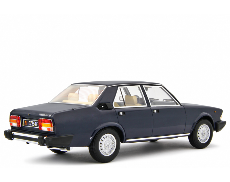 Alfa Romeo Alfa 6 2.5 1979 Blu scuro 1:18 - 75052