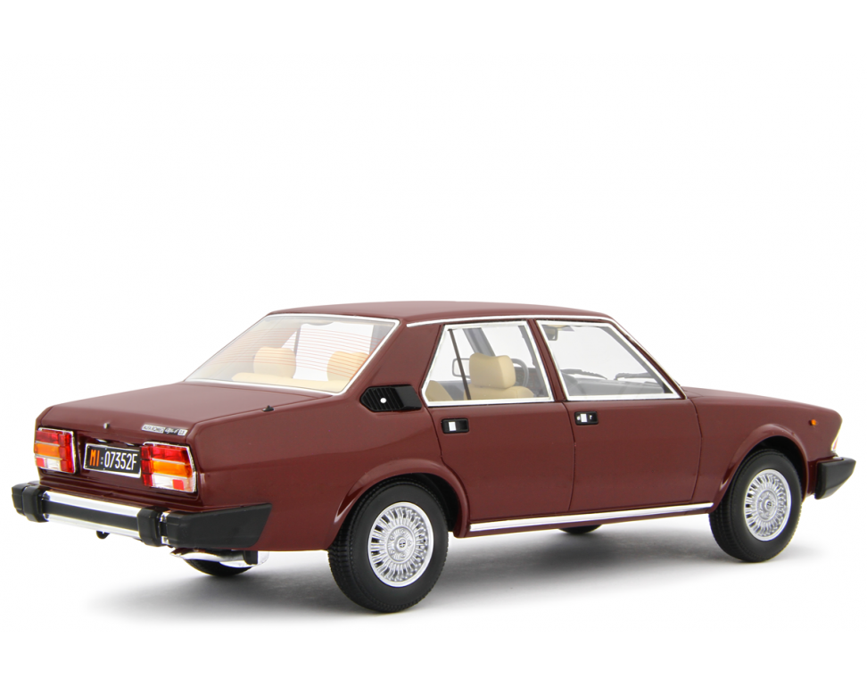 Alfa Romeo Alfa 6 2.5 1979 Rosso Veneziano 1:18 - 75061
