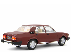 Alfa Romeo Alfa 6 2.5 1979 Rosso Veneziano 1:18 - 75061