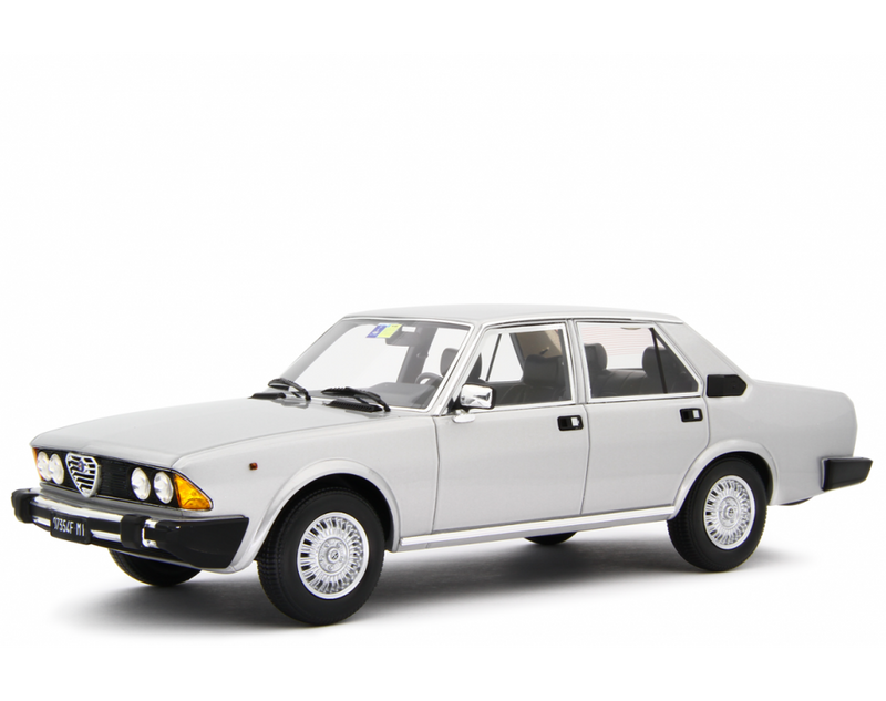 Alfa Romeo Alfa 6 2.5 1979 Grigio metallizzato 1:18 - 75081