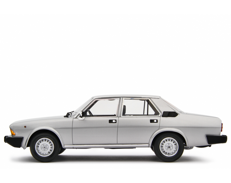 Alfa Romeo Alfa 6 2.5 1979 Grigio metallizzato 1:18 - 75083