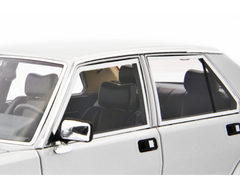 Alfa Romeo Alfa 6 2.5 1979 Grigio metallizzato 1:18 - 75084