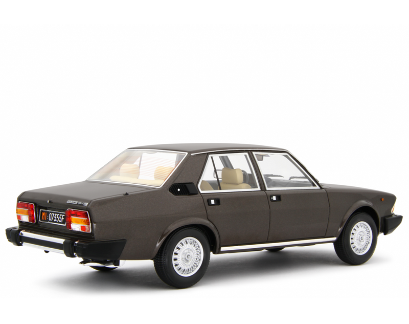 Alfa Romeo Alfa 6 2.5 1979 Marrone metallizzato 1:18 - 75091