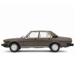 Alfa Romeo Alfa 6 2.5 1979 Marrone metallizzato 1:18 - 75092